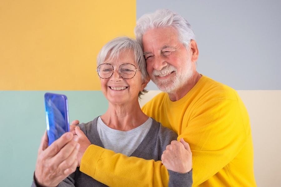 Say Goodbye to Gaps: How Dentures Can Replace All Missing Teeth
